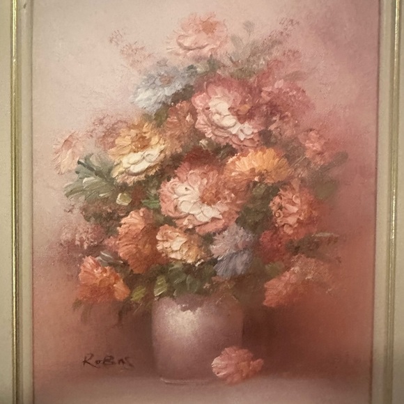 Textured vintage floral painting with a grey pink frame 12X14 - Picture 2 of 3